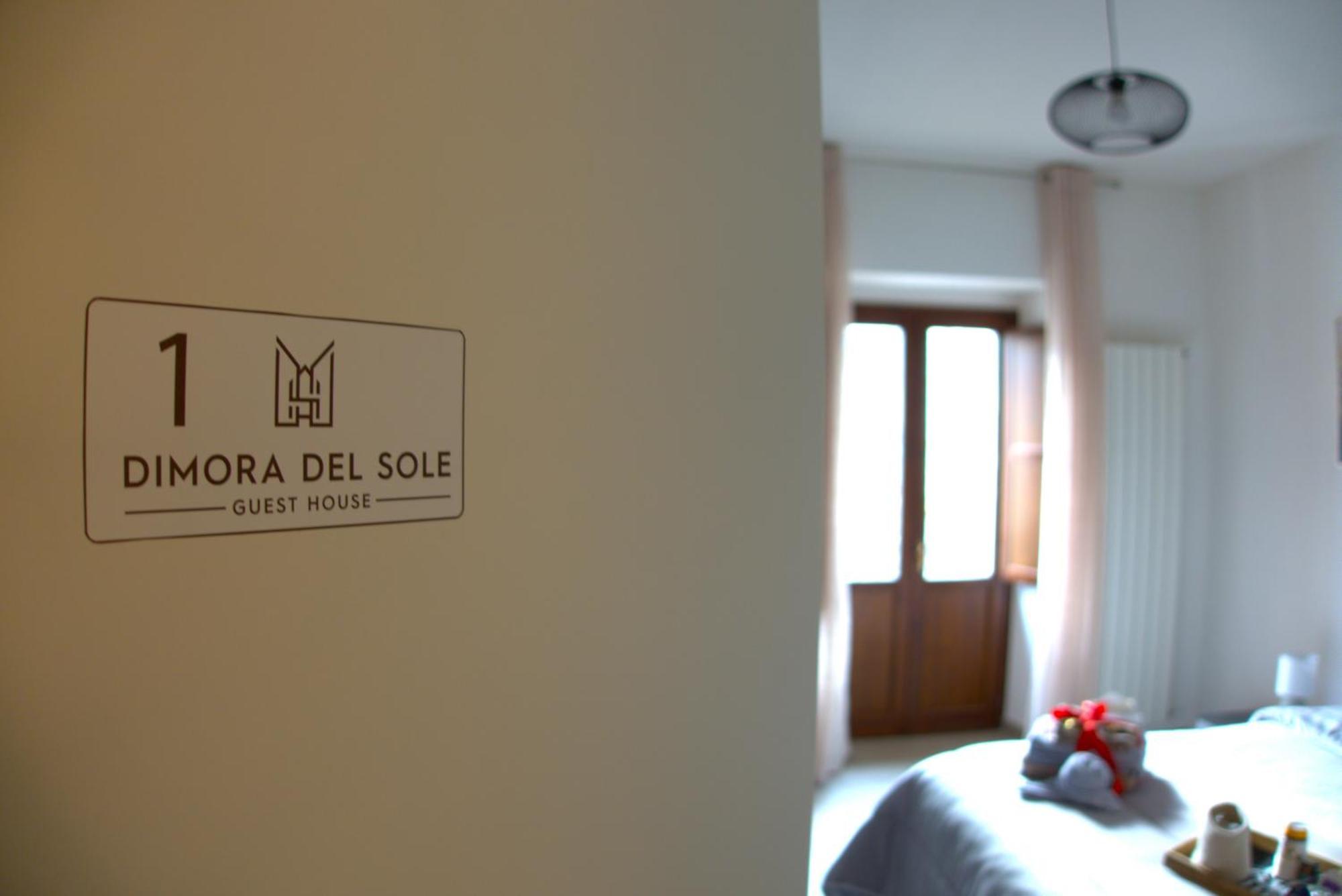 Dimora Del Sole - Civico 13 Hotel L'Aquila Bagian luar foto
